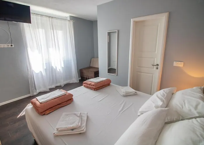 ゲストハウス M モスタル